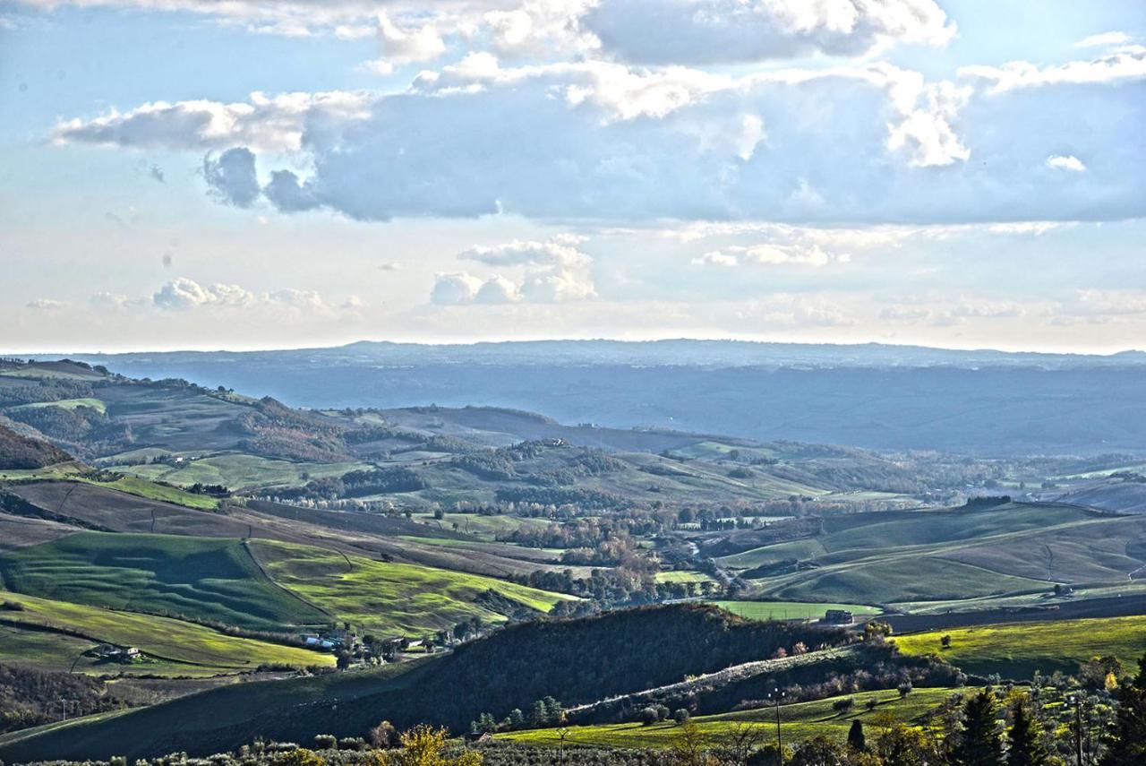 Il Podere Degli Artisti Hotell San Casciano dei Bagni Exteriör bild